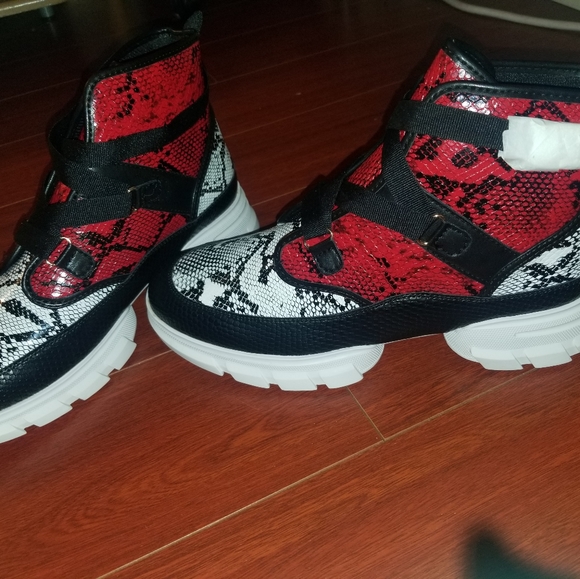 Stylish sneaker running shoes - Picture 3 of 3